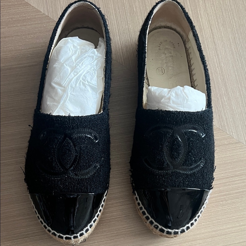 CHANEL Black Espadrille Shoes with Patent Toe